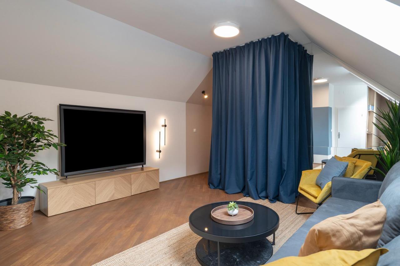 Strict City Apartments Ljubljana Luaran gambar