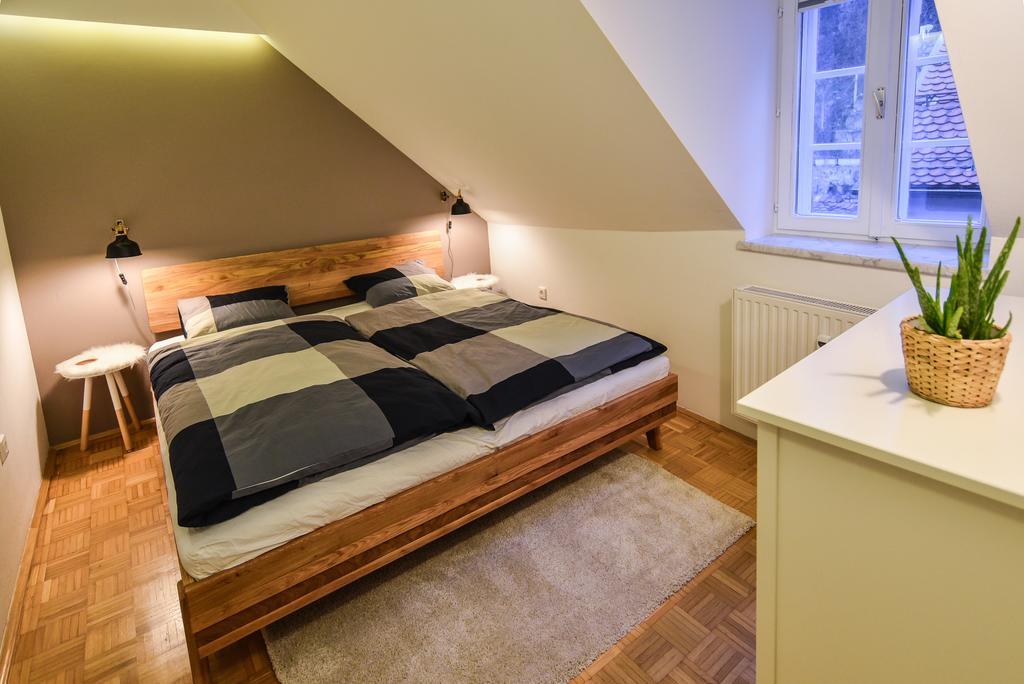 Strict City Apartments Ljubljana Luaran gambar